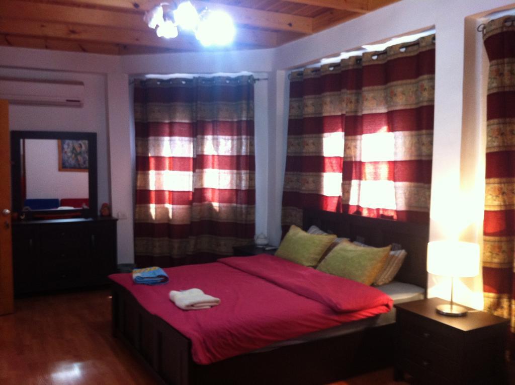 Blueberry Rooms Qaşrīn 외부 사진