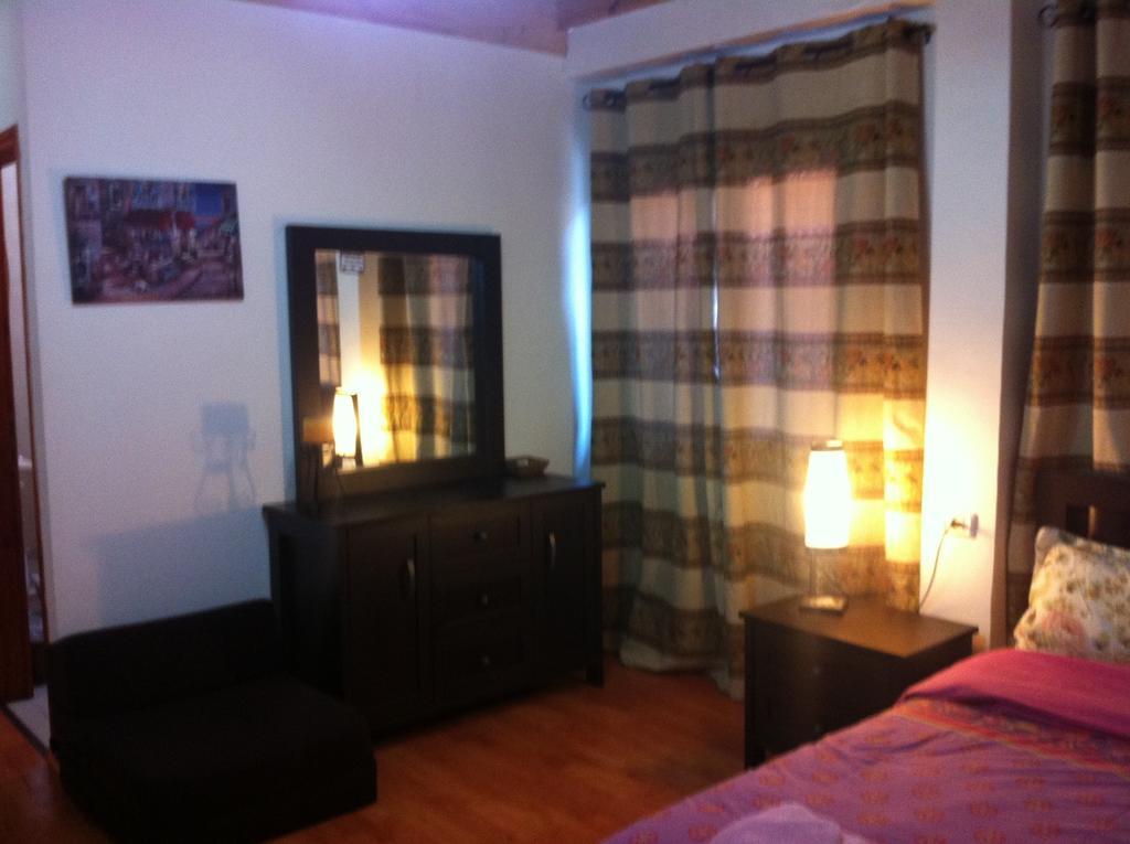 Blueberry Rooms Qaşrīn 객실 사진