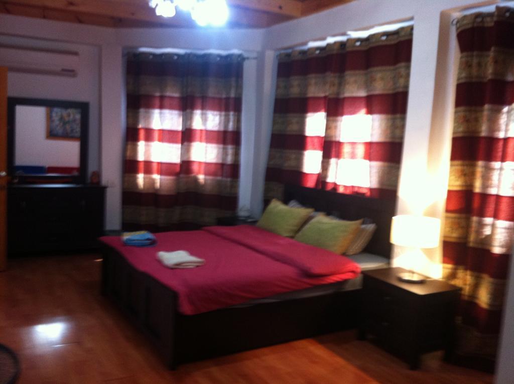 Blueberry Rooms Qaşrīn 외부 사진